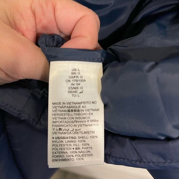 NWT Amazon Essentials Vest - Picture 6 of 6